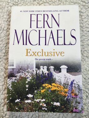 Fern Michaels Exclusive Paperback 2010 Kensington Fiction Novel Softcover Used